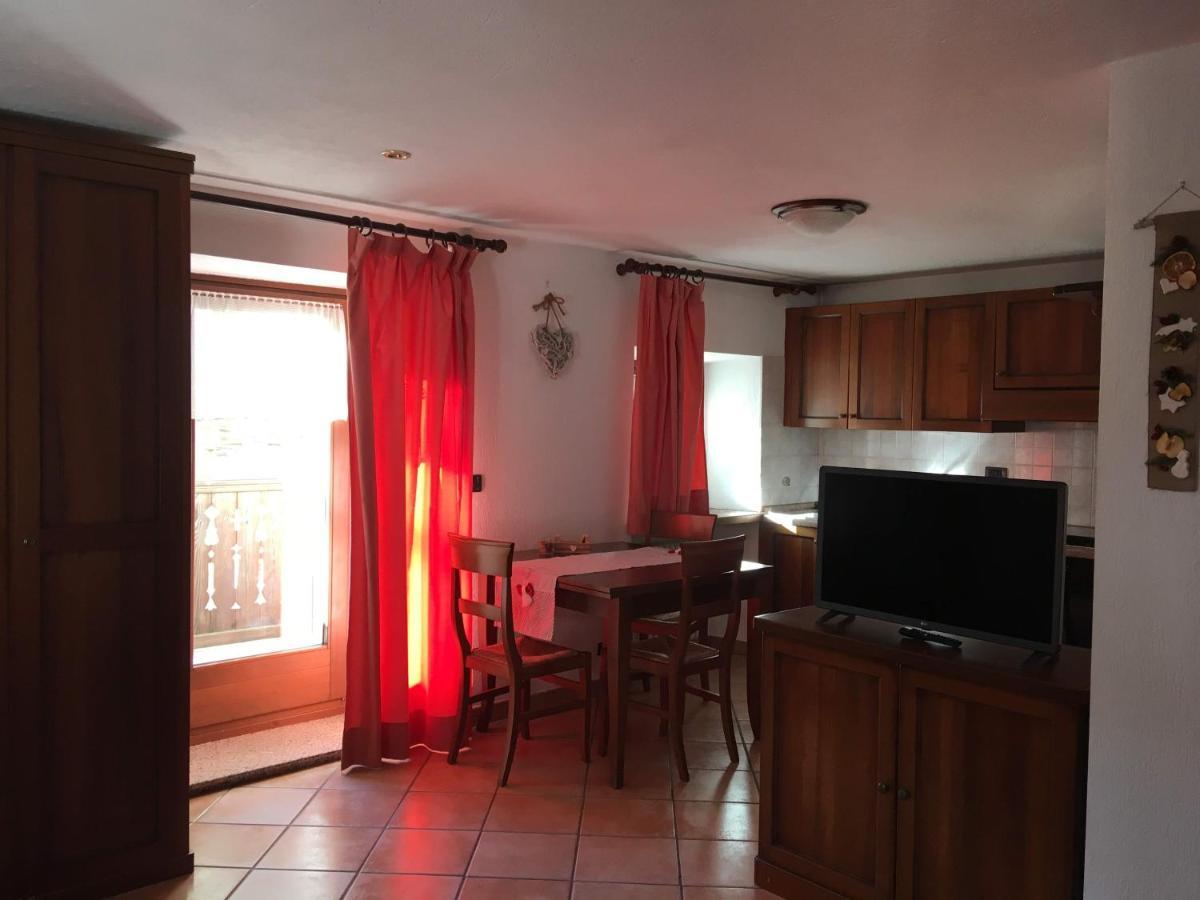 Lo Ponton Apartment Introd Ngoại thất bức ảnh